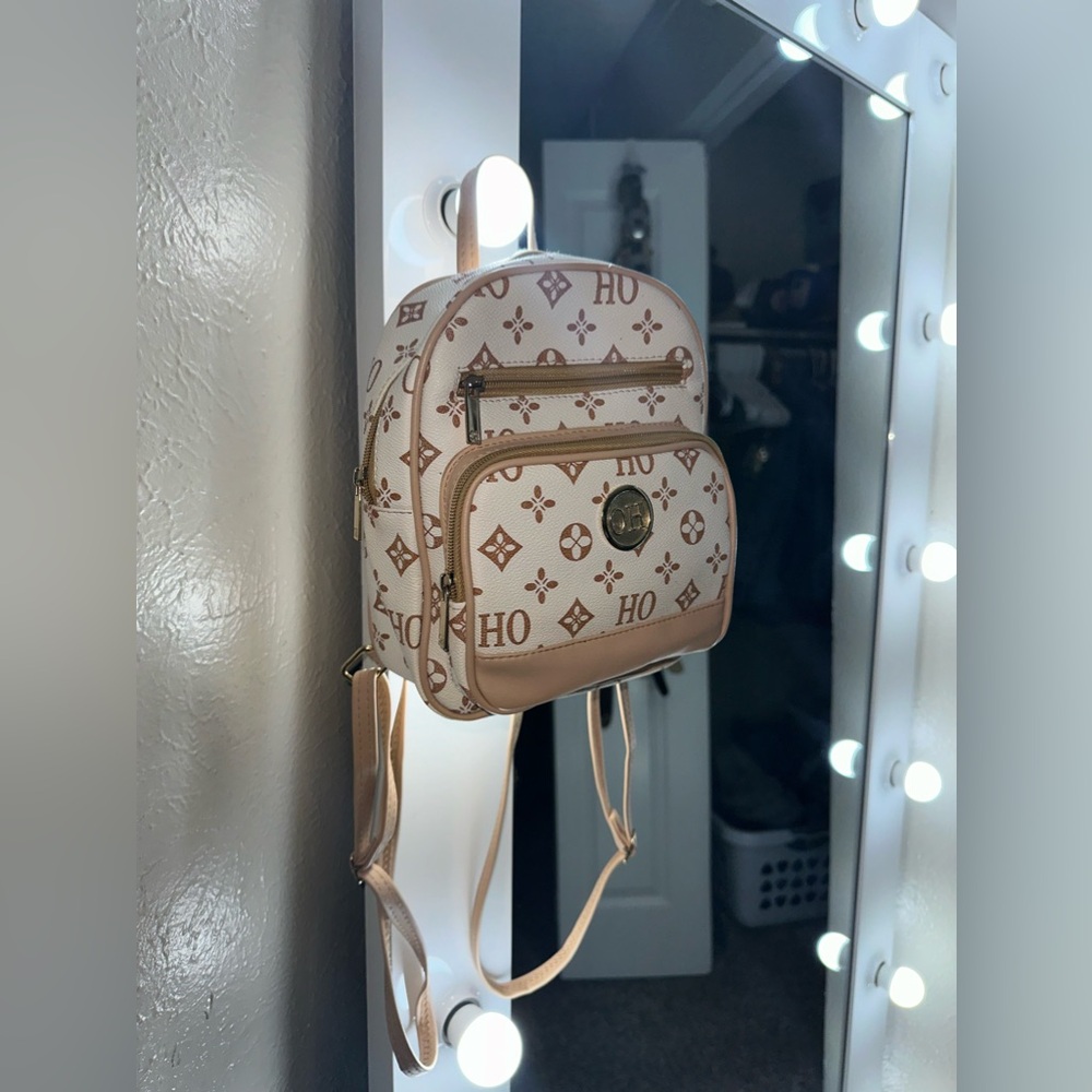 Mini backpack💕🧡